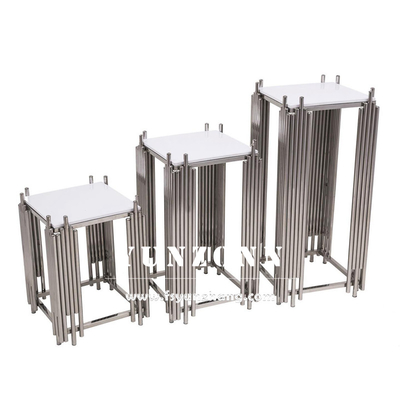 Bàn phụ hiện đại 3 bộ Tủ kệ rượu với đế hoa bằng thép không gỉ vàng