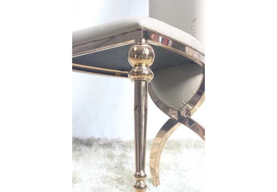 Ghế cưới sang trọng lớn cho cô dâu và chú rể Ghế chéo chân sau