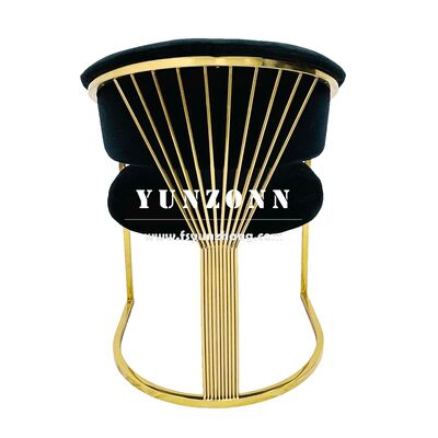 Giá tốt Thiết kế mới phong cách hiện đại đệm đen Velvet vàng kim loại Arm Chair Phòng khách Phòng ăn Accent ghế ăn cho nhà khách sạn trực tuyến